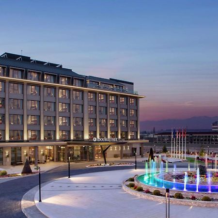 Hotel Doubletree By Hilton Skopie Exterior foto Hilton Athens