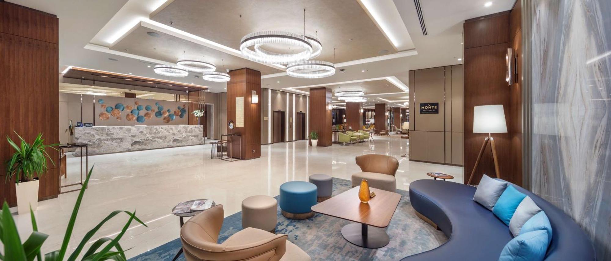 Hotel Doubletree By Hilton Skopie Exterior foto Lobby